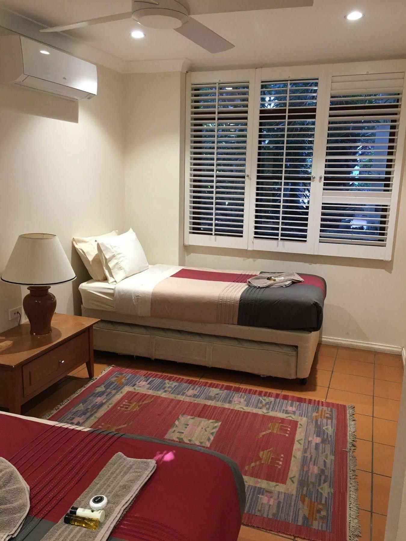 Manly Lodge Boutique Hotel Sydney Exterior photo