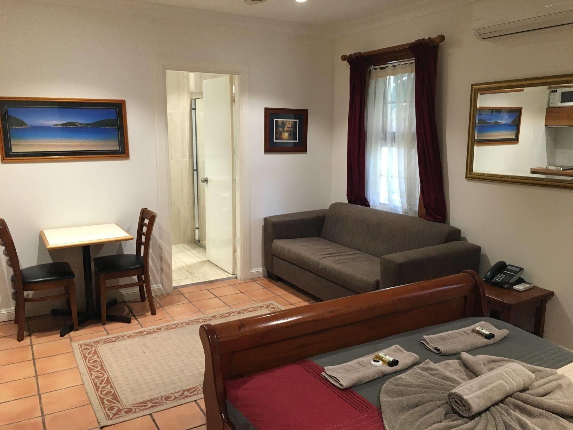 Manly Lodge Boutique Hotel Sydney Exterior photo